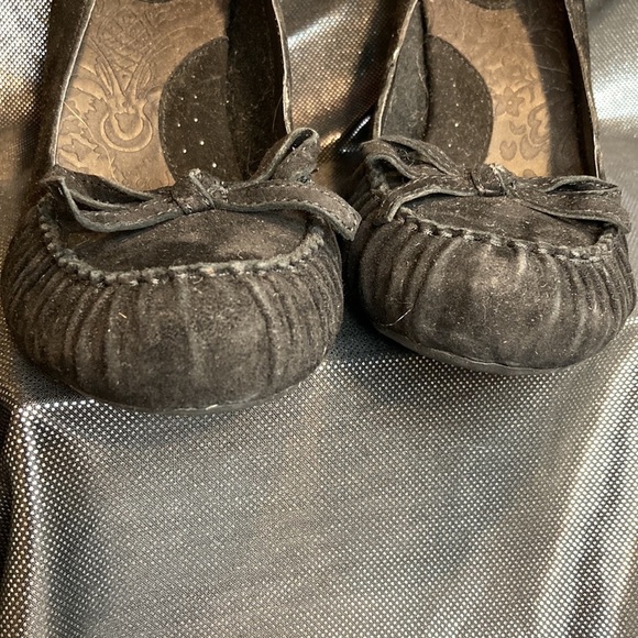 𝅺boc Born Concept Jet Black suede shoes. Size 10. Excellent condition. - Picture 5 of 7